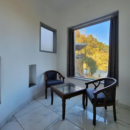 Pine Valley Resort Kasauli Exterior photo
