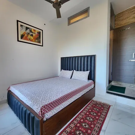 Pine Valley Resort Kasauli Exterior photo
