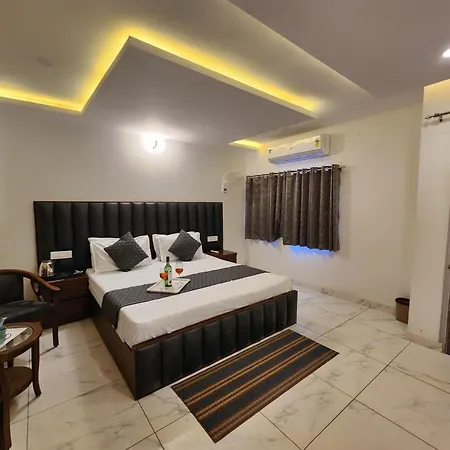 Pine Valley Resort Kasauli Exterior photo