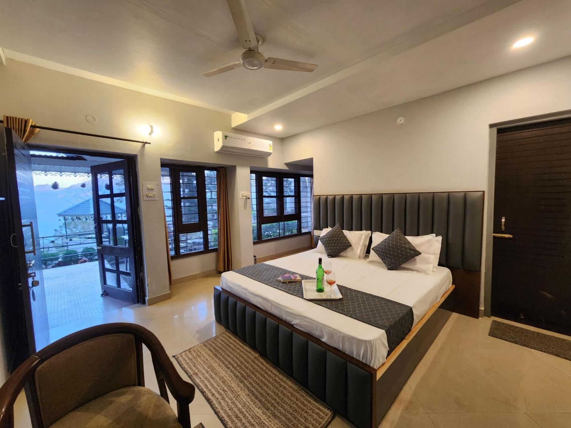 Pine Valley Campsite Kasauli